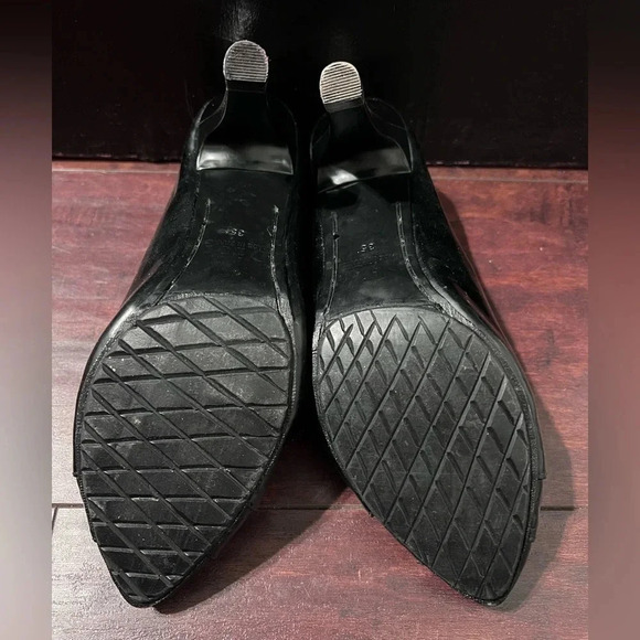 Christian DIOR Heels Shoes Designer Black/Gold Pointed Toe Pumps Size 4 (35) EUC - Picture 6 of 13